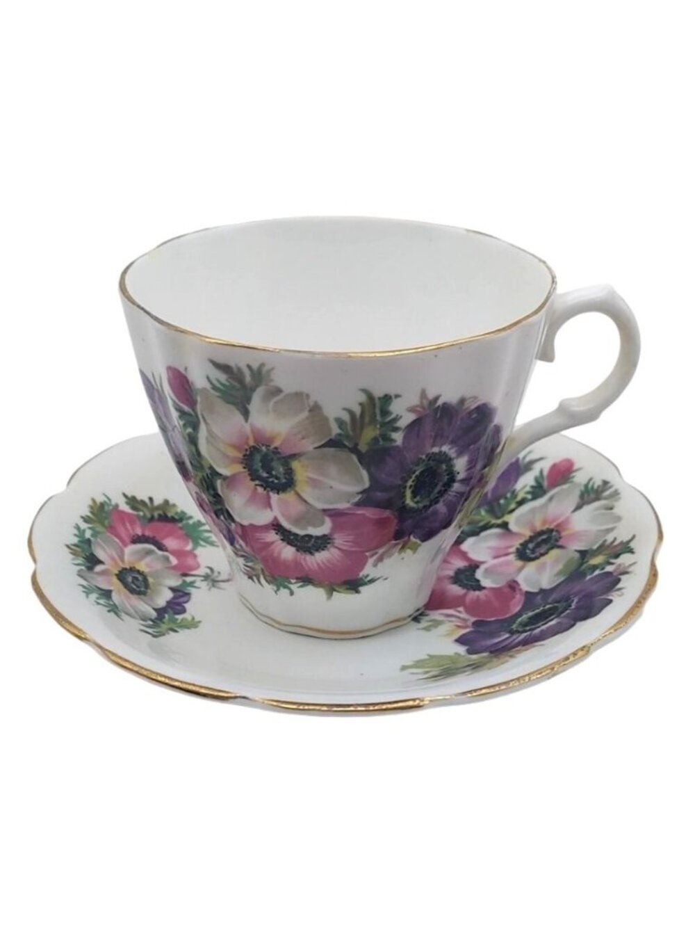 Queen Anne Teacup & Saucer Set Bone China England Floral Gold Trim Vintage